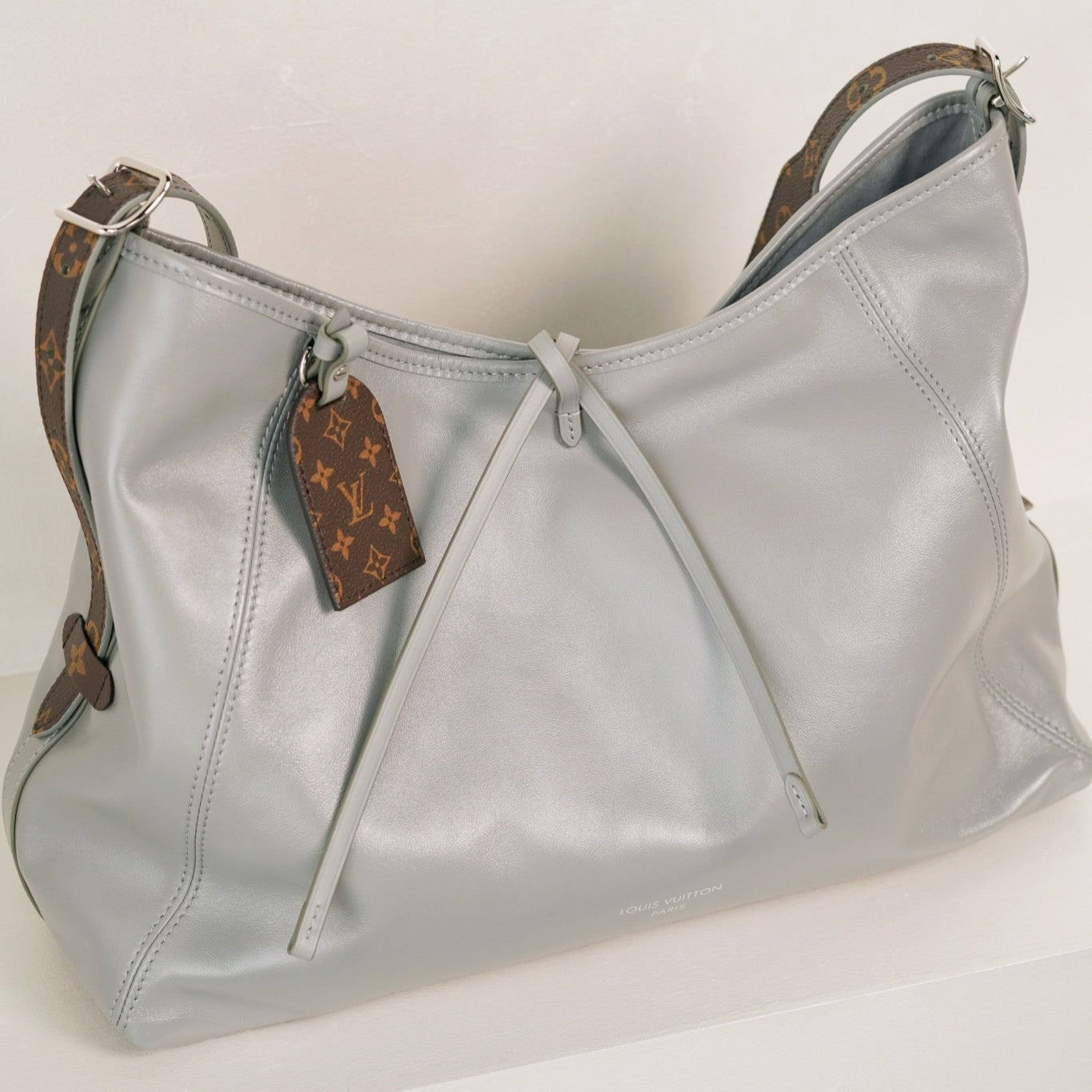 【ルイヴィトン】新作★Carryall MM|贅沢なスタイルを実現!◆嬉しい大容量♪