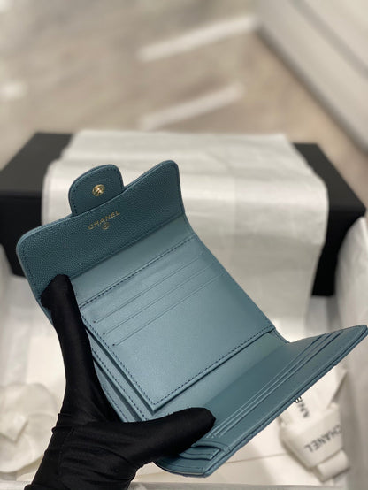 【シャネル】大人気コンパクト ♪マトラッセ♪三つ折り財布 キャビアスキン5色