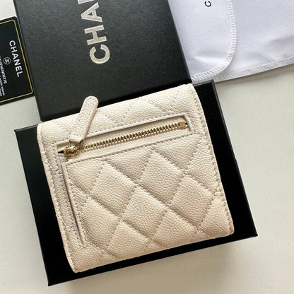 【シャネル】大人気コンパクト ♪マトラッセ♪三つ折り財布 キャビアスキン5色