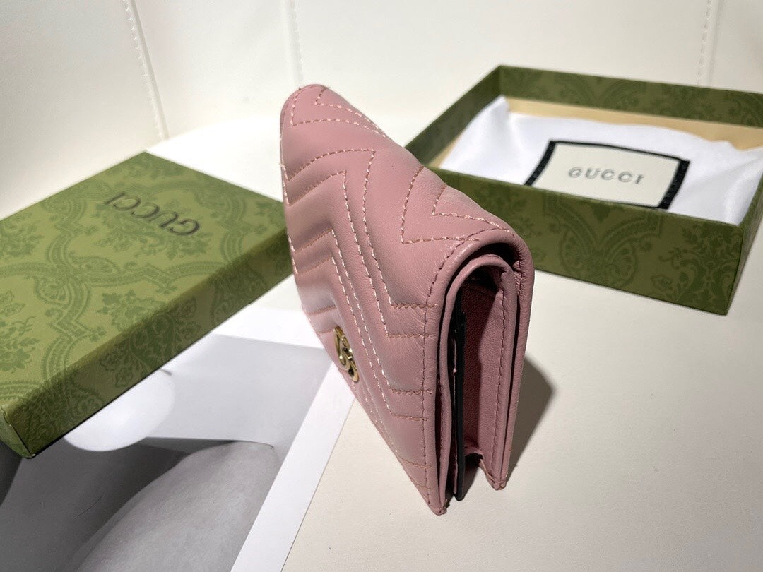 【グッチ】大人気 2色 折りたたみ財布 実用性抜群の一品！