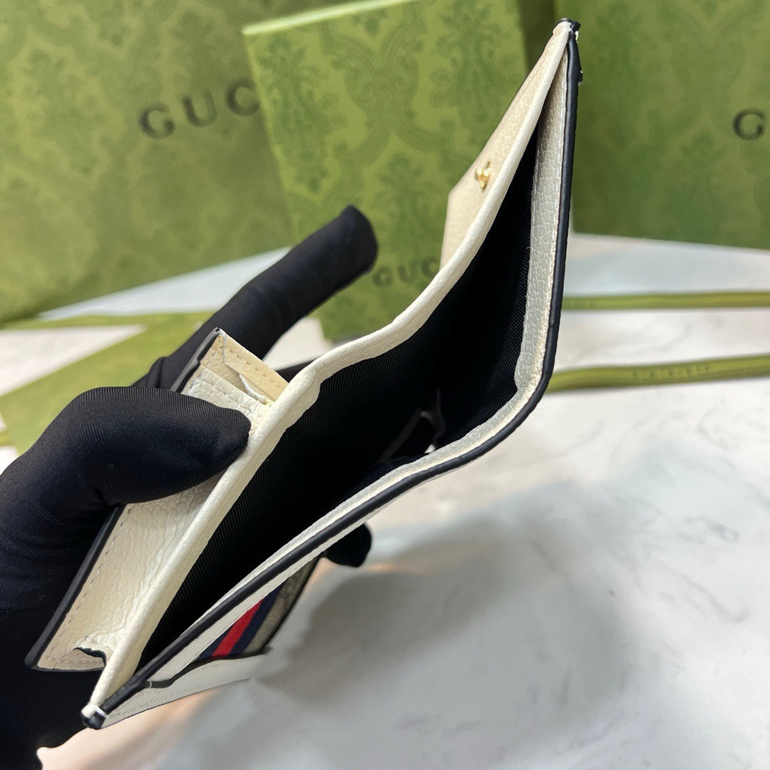 【グッチ】 便利でコンパクト！超薄型短財布 春夏新作